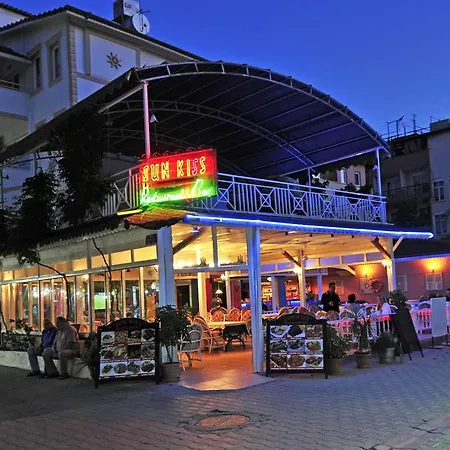 酒店 太阳之吻酒店